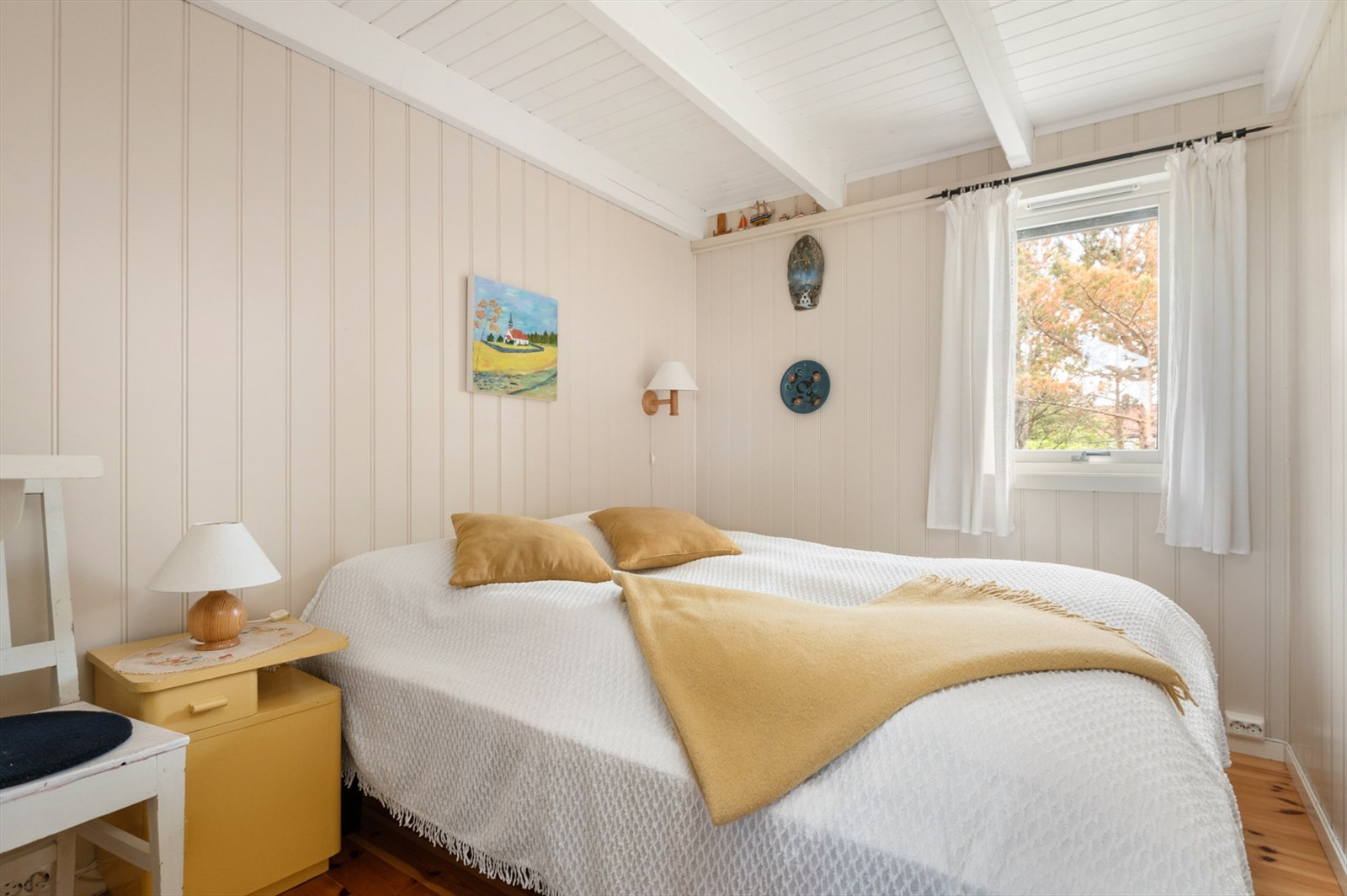 De andre to soverommene måler begge 6,5 kvm, og ligger vendt mot sør/sørøst. Galleribilde