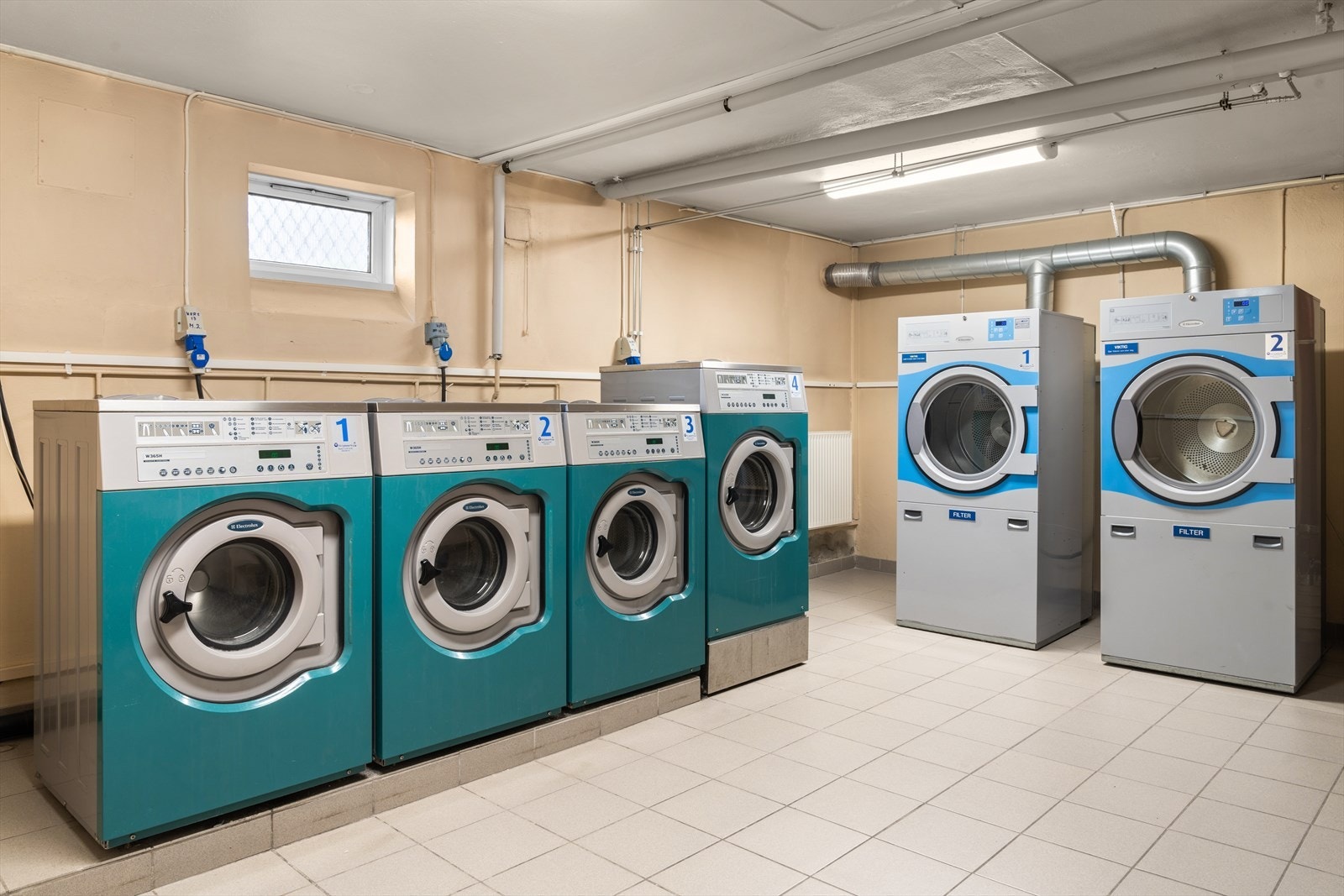 Fellesvaskeri i Trondheimsveien 87 og 103. Galleribilde