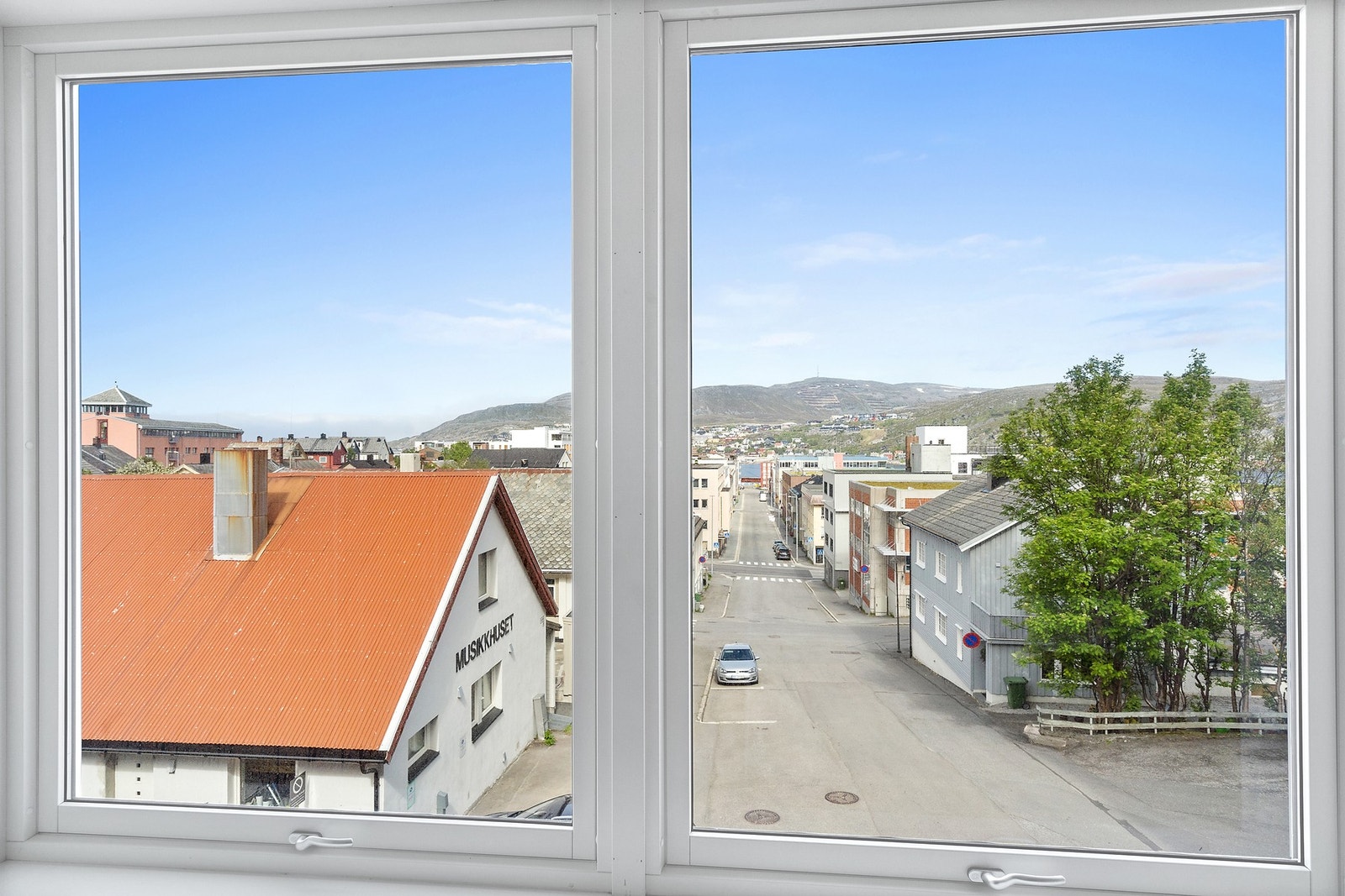 Utsikten fra stuen Galleribilde