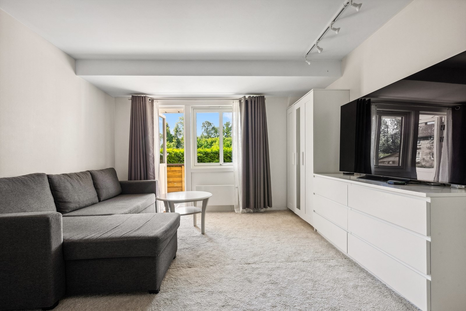 Dette er en meget arealeffektiv leilighet, perfekt for førstegangsetablerere! Galleribilde