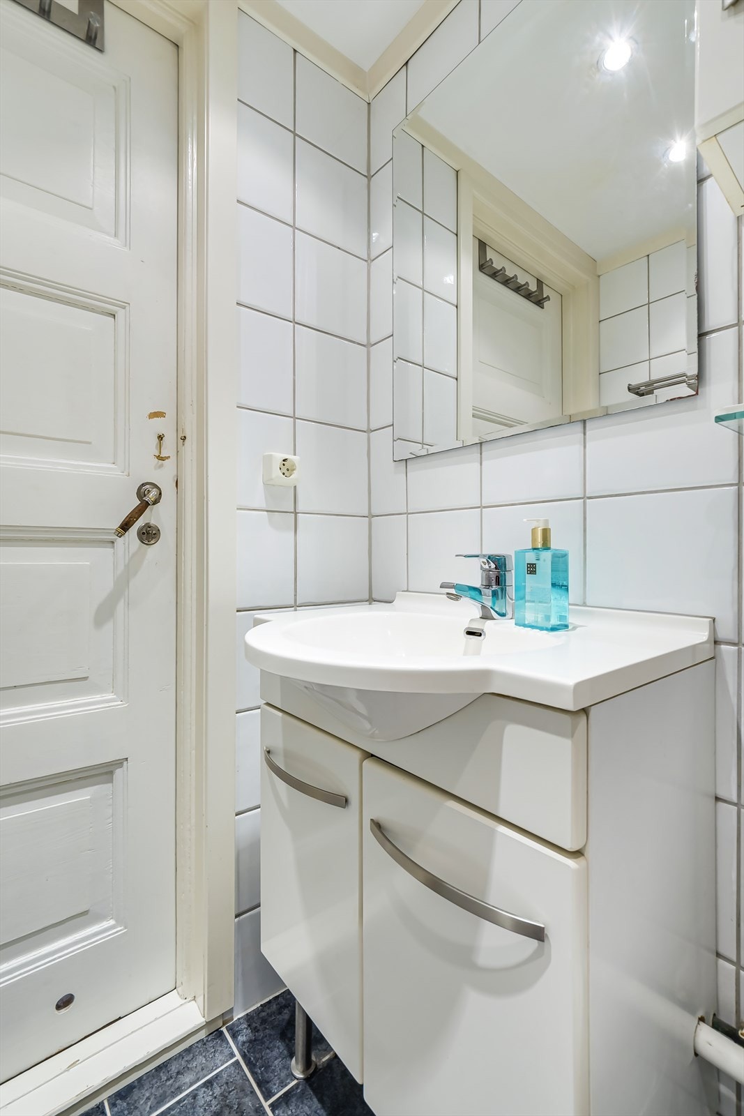 Badet har naturlig ventilasjon. Galleribilde