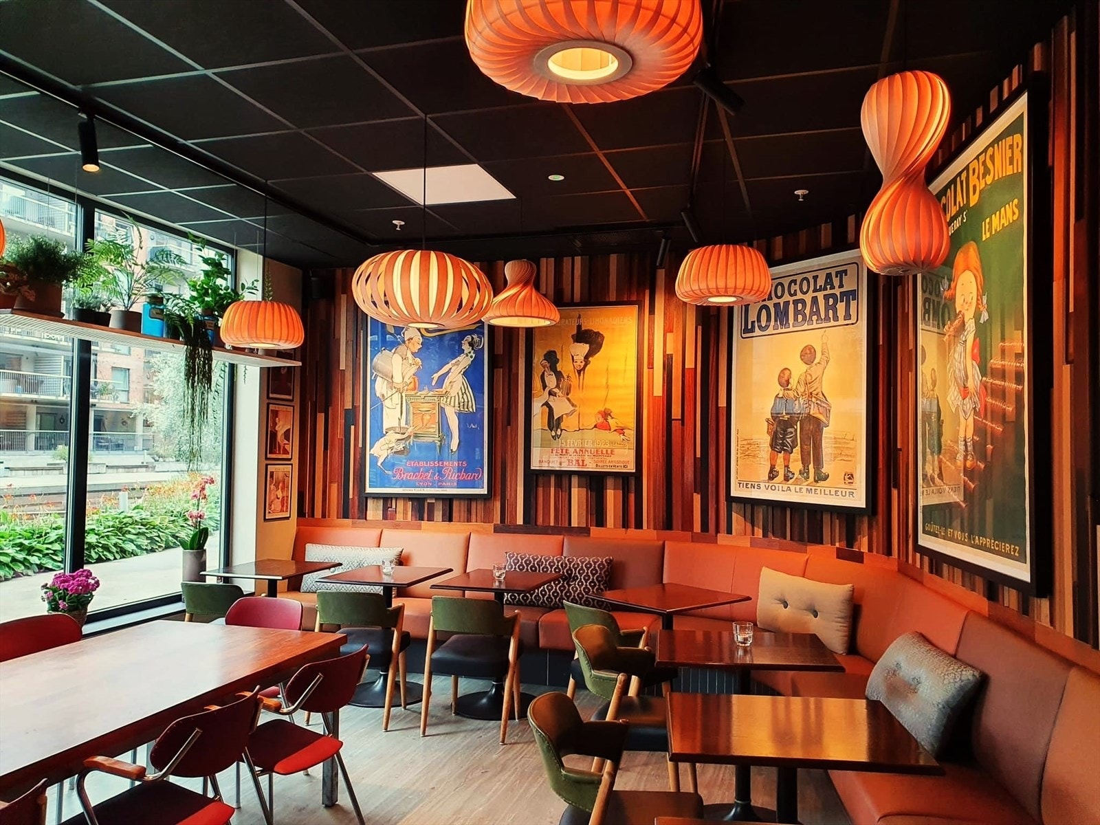 I nærheten finner du Åpent bakeri hvor du kan nyte dagens første kaffekopp og fersk bakst! Bildet krediteres Reidun Stakset Gundersen. Galleribilde