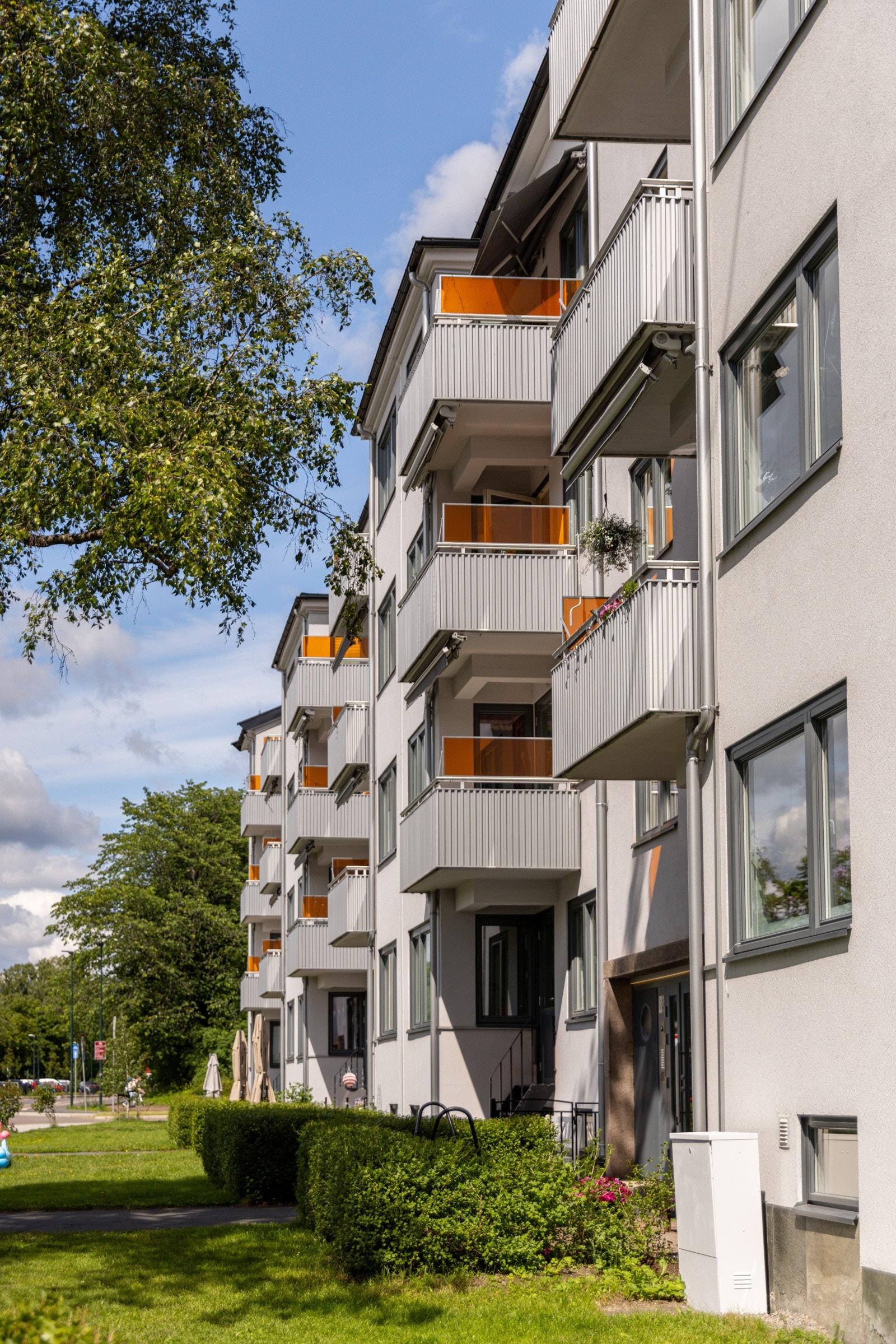 Voldsløkka Borettslag består av 165 andelsleiligheter og er et veldrevet og ryddig borettslag med solid økonomi og god vedlikeholdshistorikk. Galleribilde