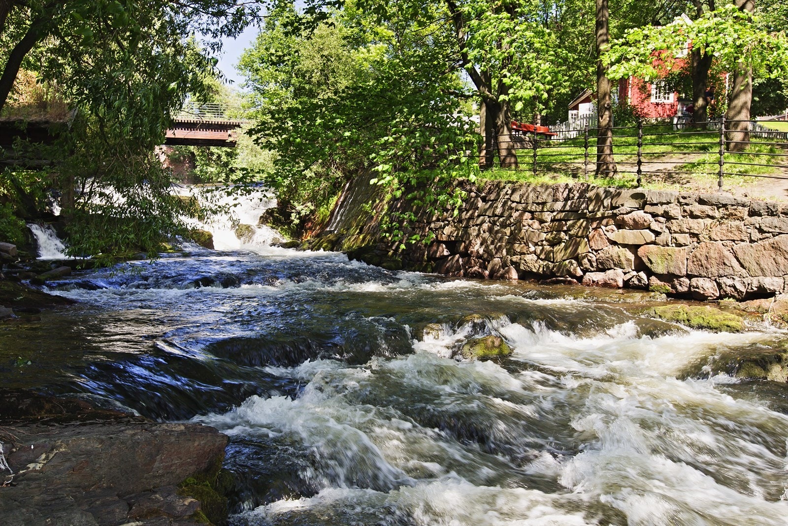Kun 2-3 minutter å gå til Akserselva Galleribilde
