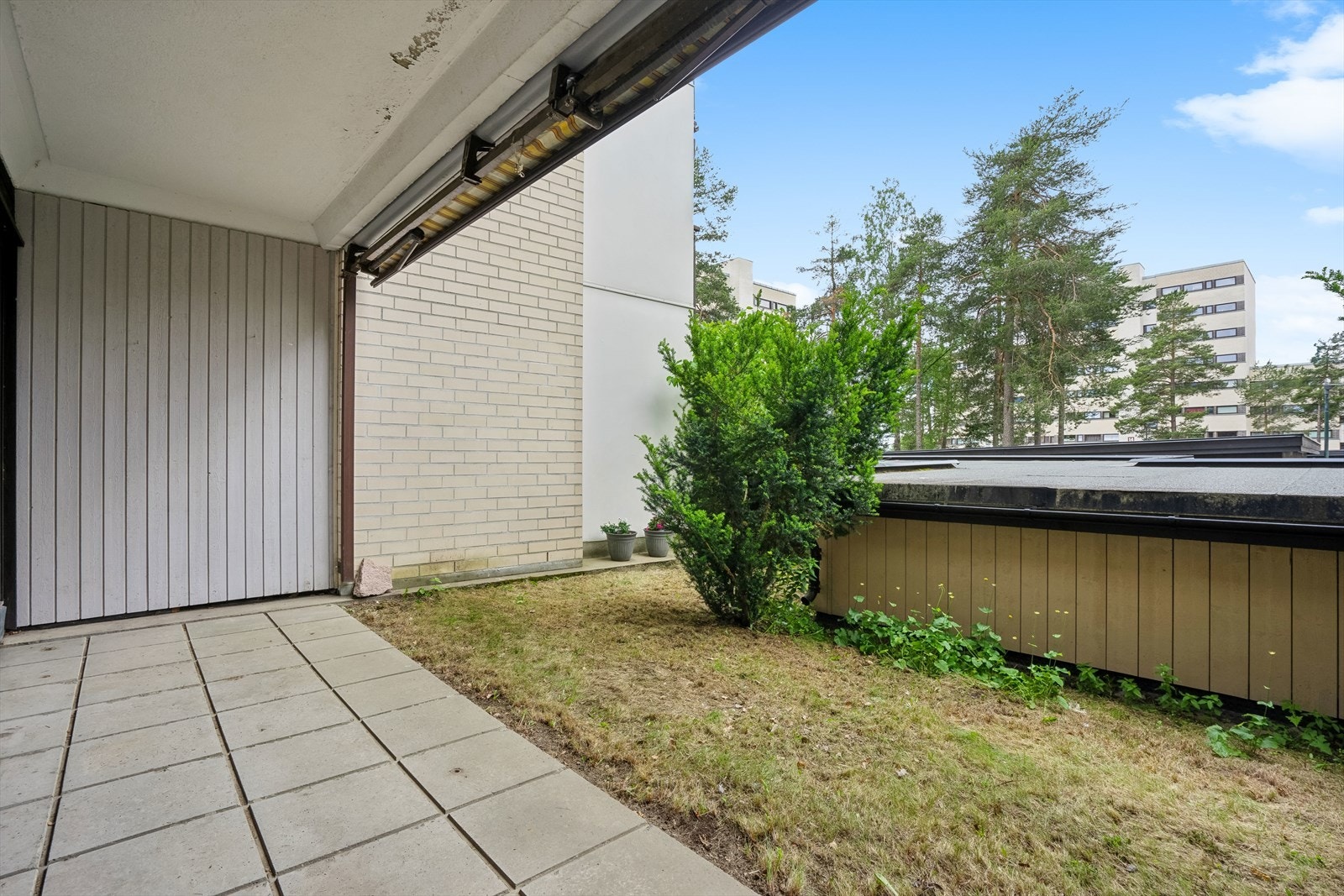 Plass til både sittegruppe og grill. Galleribilde