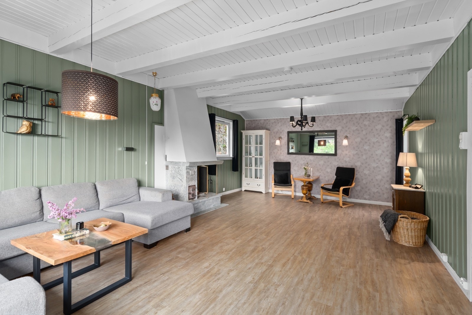 Stor stue i tilbygget fra 1975 Galleribilde