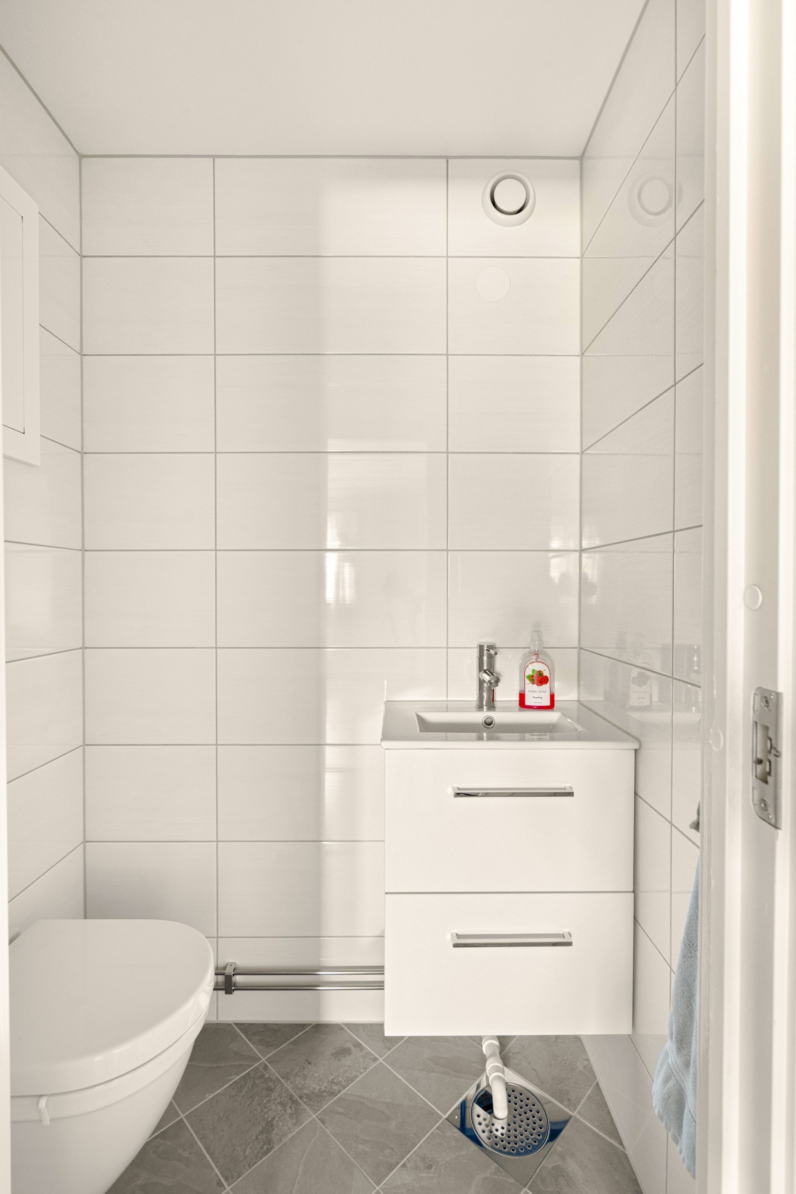 Både baderommet og wc-rom er rehabilitert i regi av borettslaget. Galleribilde