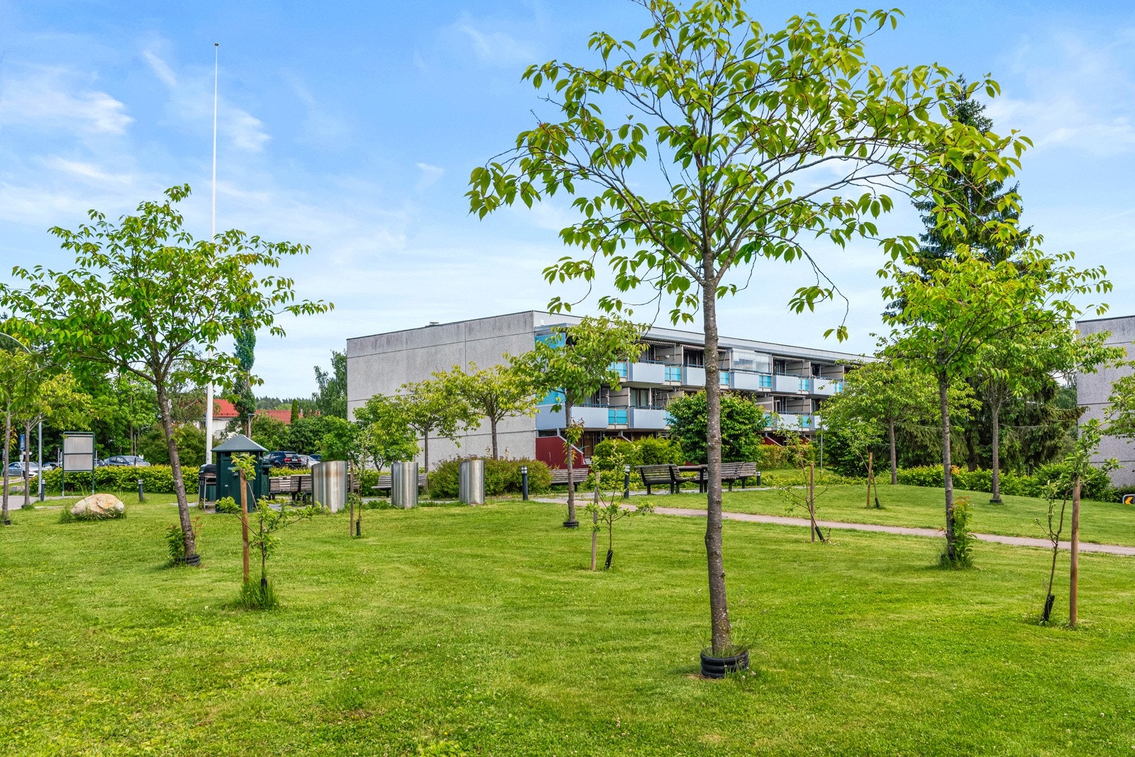 Borettslaget har flotte, grønne fellesområder Galleribilde