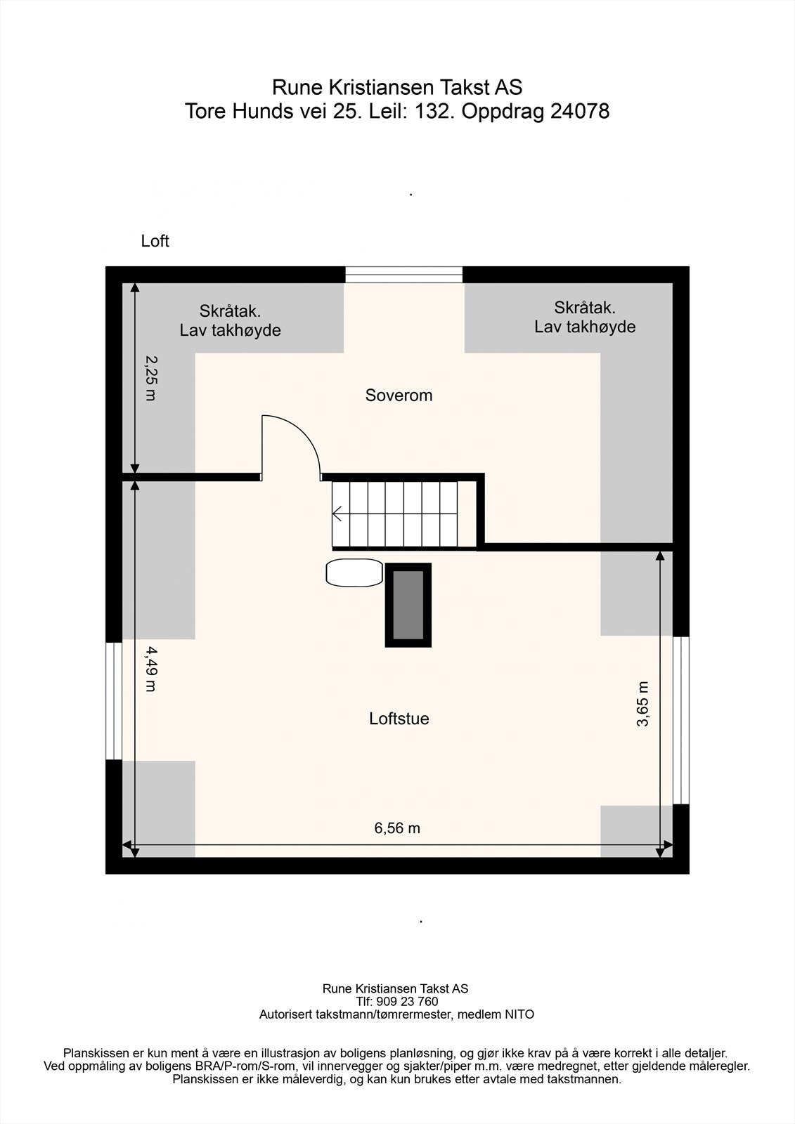 Vi tar oss videre opp i boligens 2. etasje.
Det gjøres særskilt oppmerksom på at det ikke foreligger byggesak med ferdigattest for innredning av loft eller innsetting av arker. Opprinnelig var loft byggemeldt/godkjent som bod-arealer og tørkeloft m.m. Galleribilde