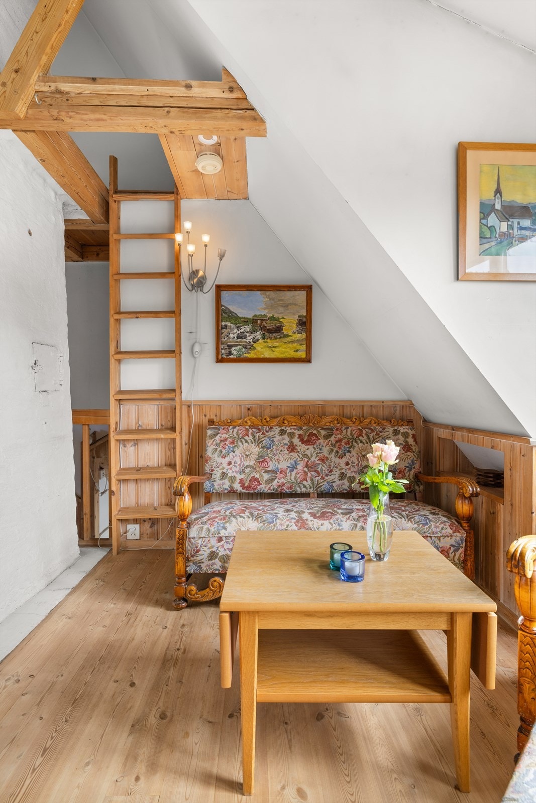 Adkomst via stige. Galleribilde