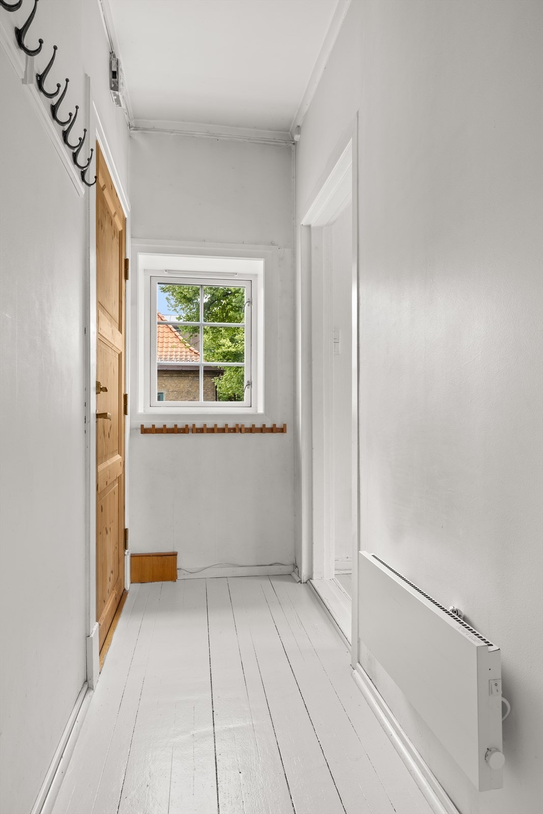 Fra felles inngangsparti møter dere boligen entrè. Galleribilde