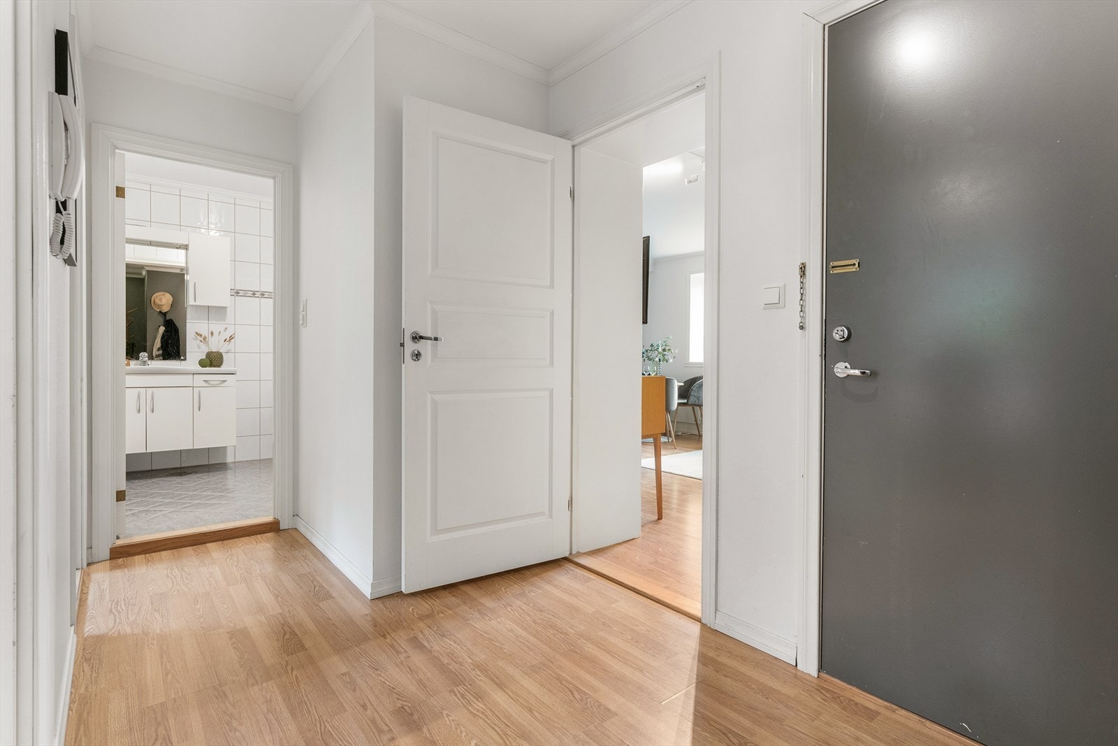 - Velkommen inn til visning - Galleribilde