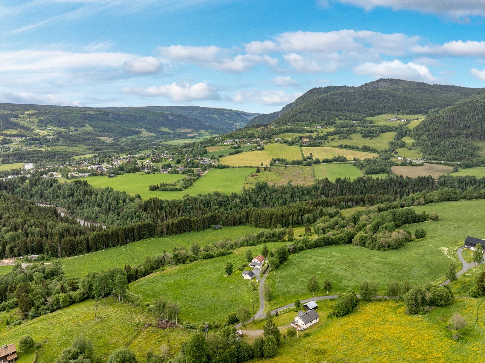 Kort vei til Forset med barne- og ungdomsskole Galleribilde