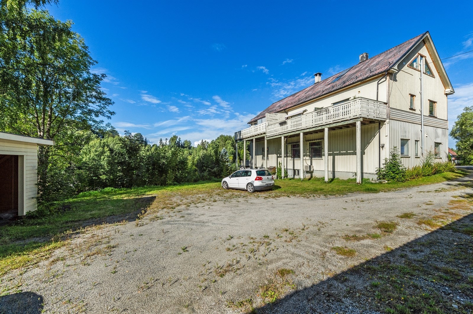 Felles gårdsplass Galleribilde