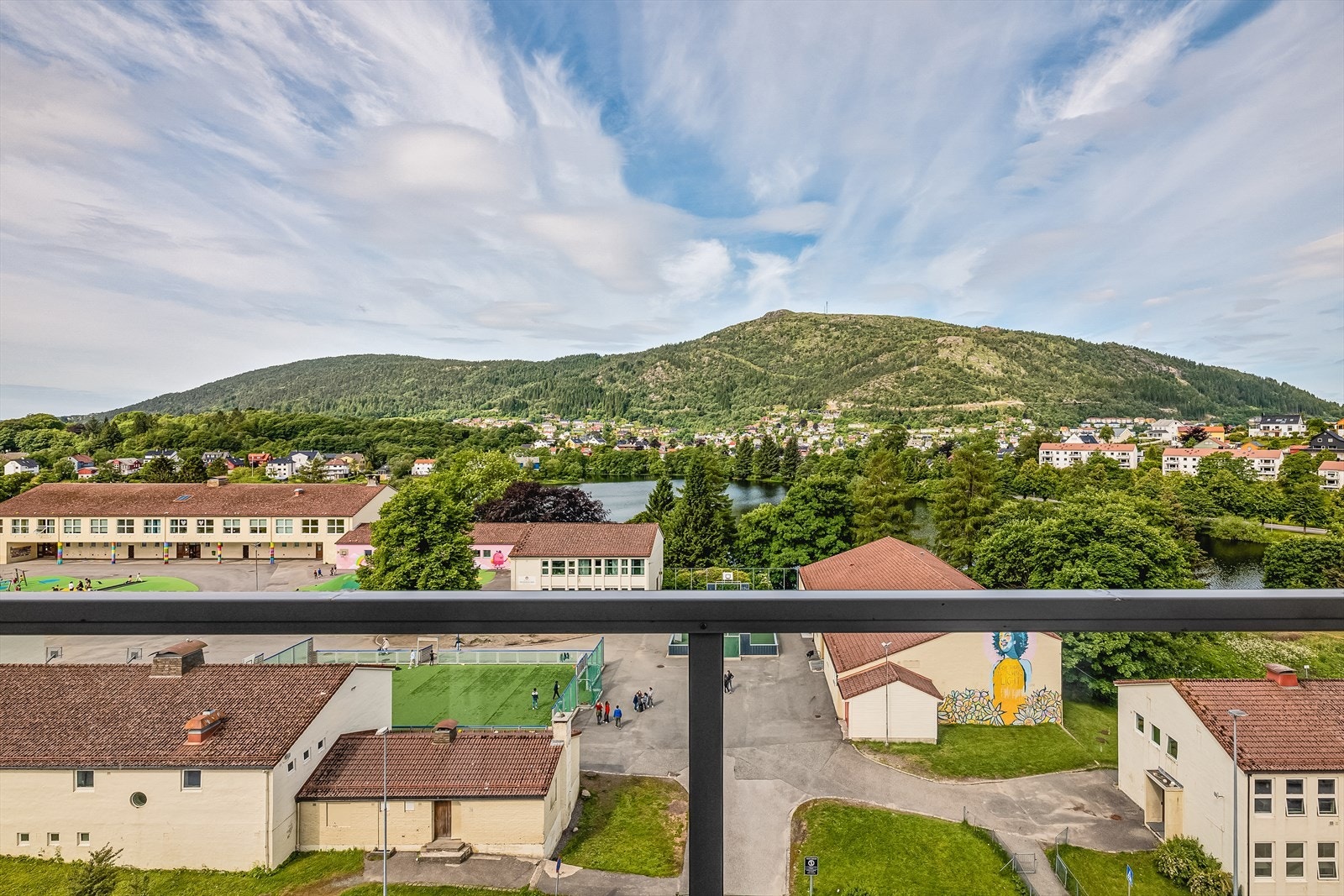 W Eiendomsmegling | Utsikt Galleribilde