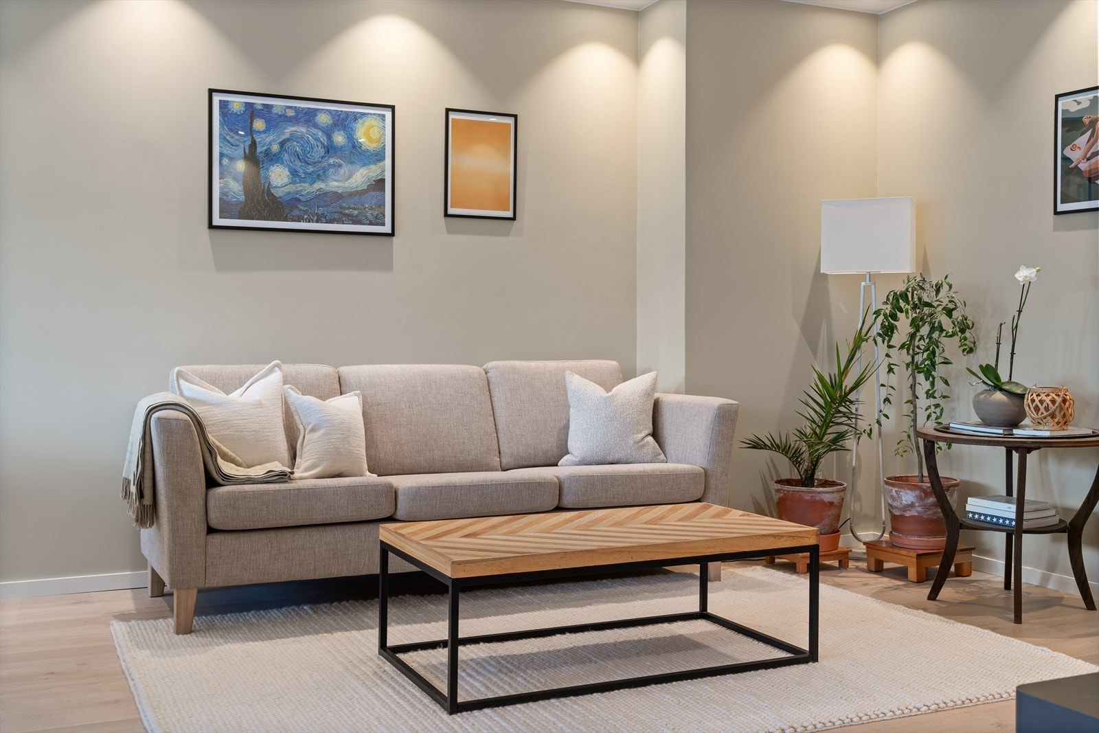 Himlingshøyde er ca. 244 cm. i stuen. Galleribilde