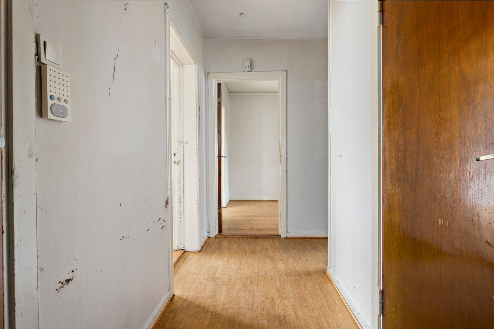 Leiligheten har behov for oppgraderinger. Galleribilde