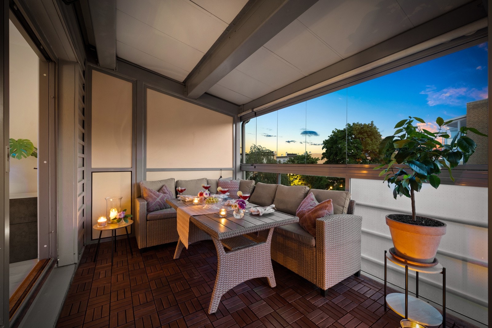 Lys og gjennomgående 3-roms toppleilighet - Innglasset balkong - Ingen forkjøpsrett! Galleribilde