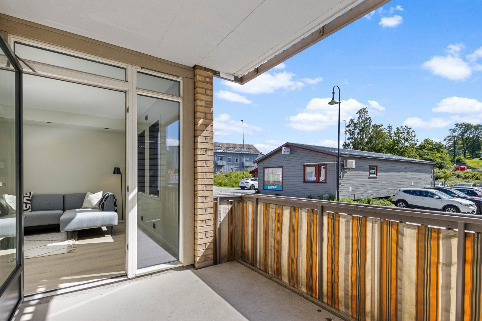 God plass for møblering. Galleribilde