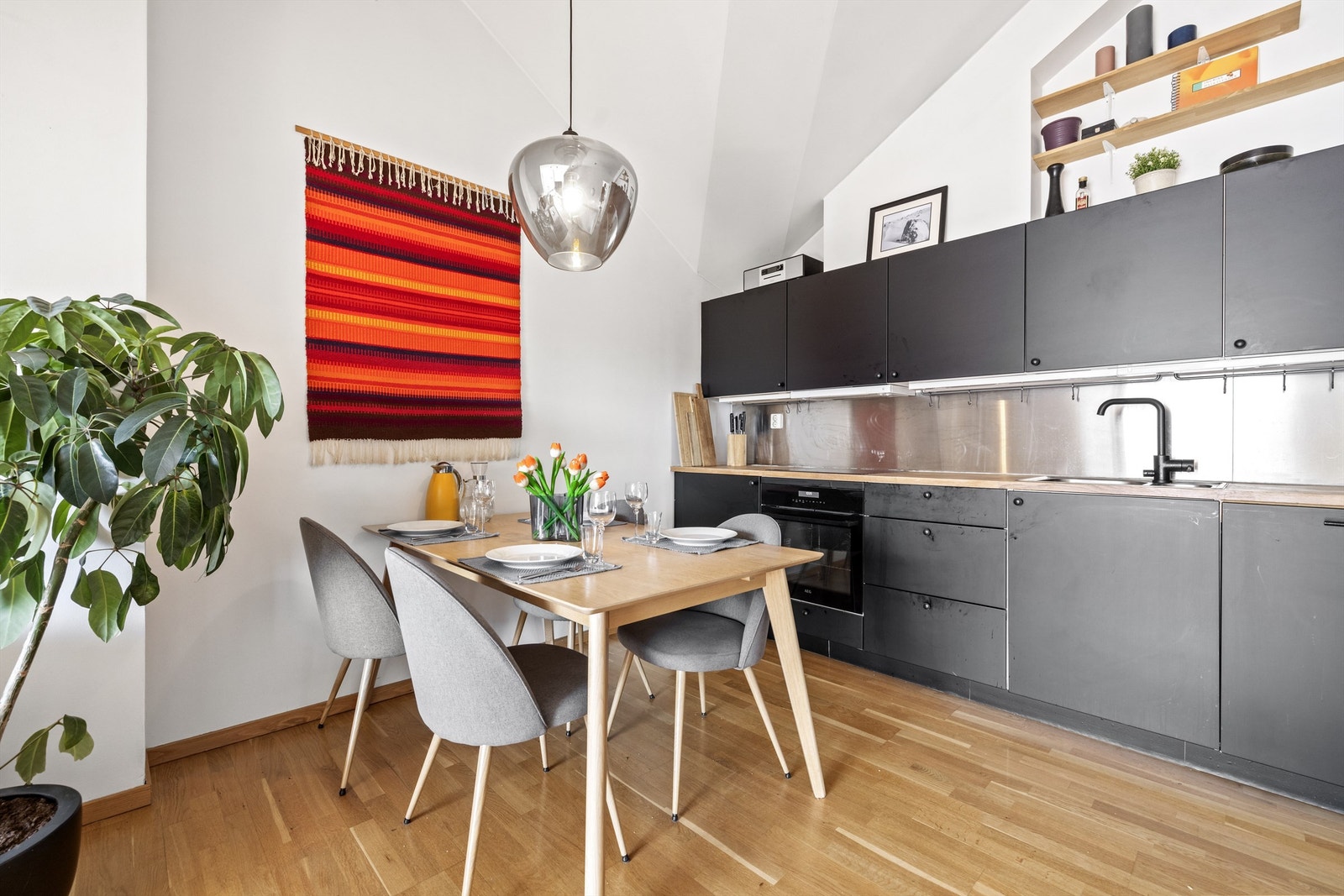 Øverste plan er på totalt 37 kvm Galleribilde