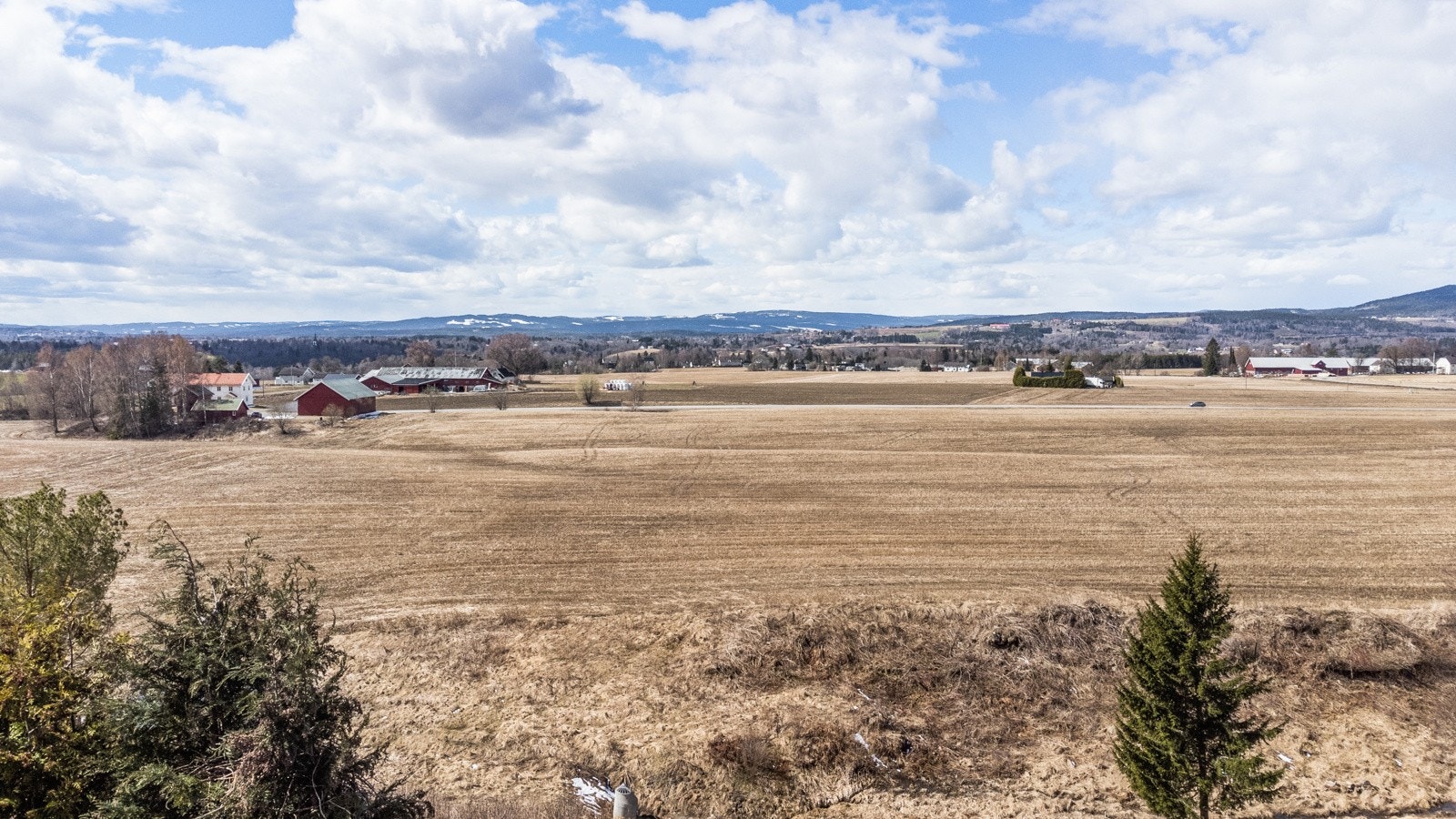Nydelig utsyn over nærområdet. Galleribilde