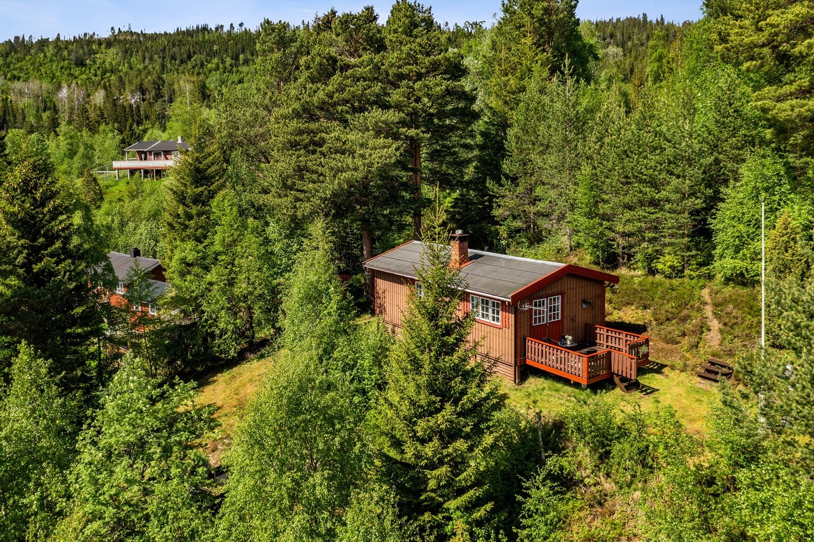 Velkommen til Høvestien 3 - Her har man fantastiske turmuligheter og rekreasjonsområder i nærområdet. Galleribilde