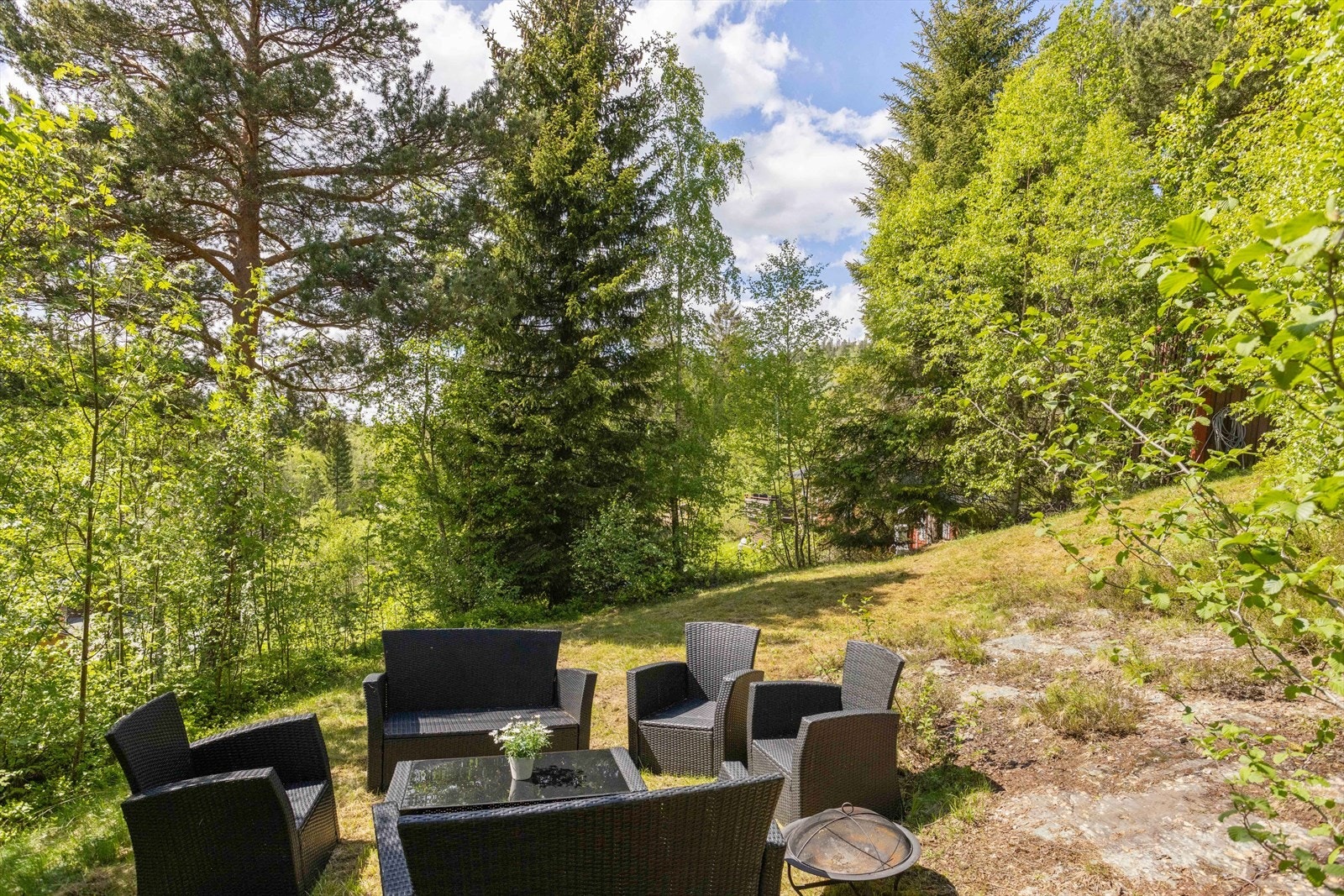 Tomt på ca. 1,3 mål Galleribilde