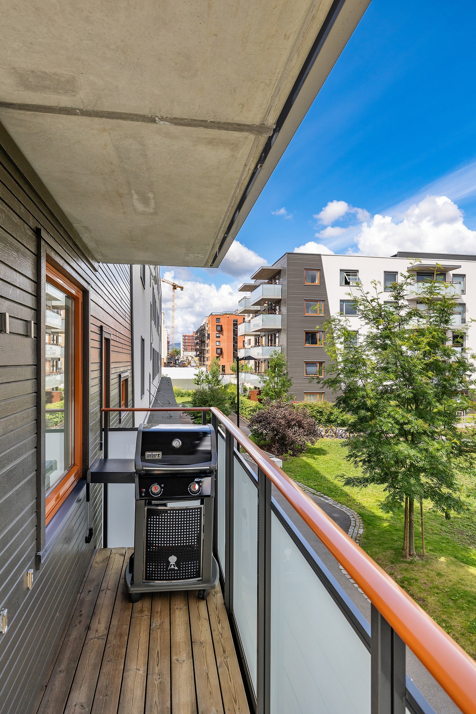 Det er tillatt å benytte seg av gassgrill på balkongen Galleribilde