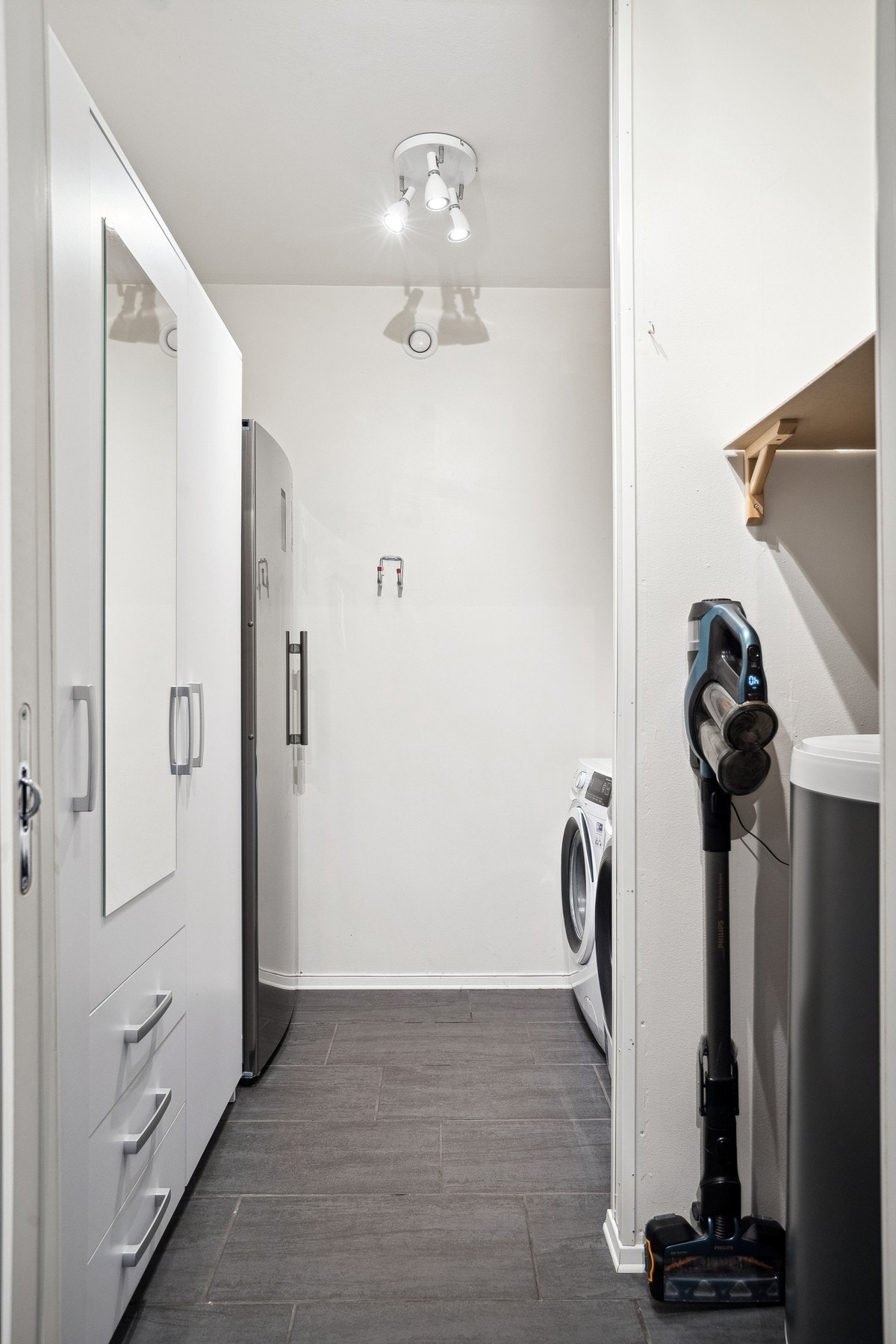 Vaskerom Galleribilde