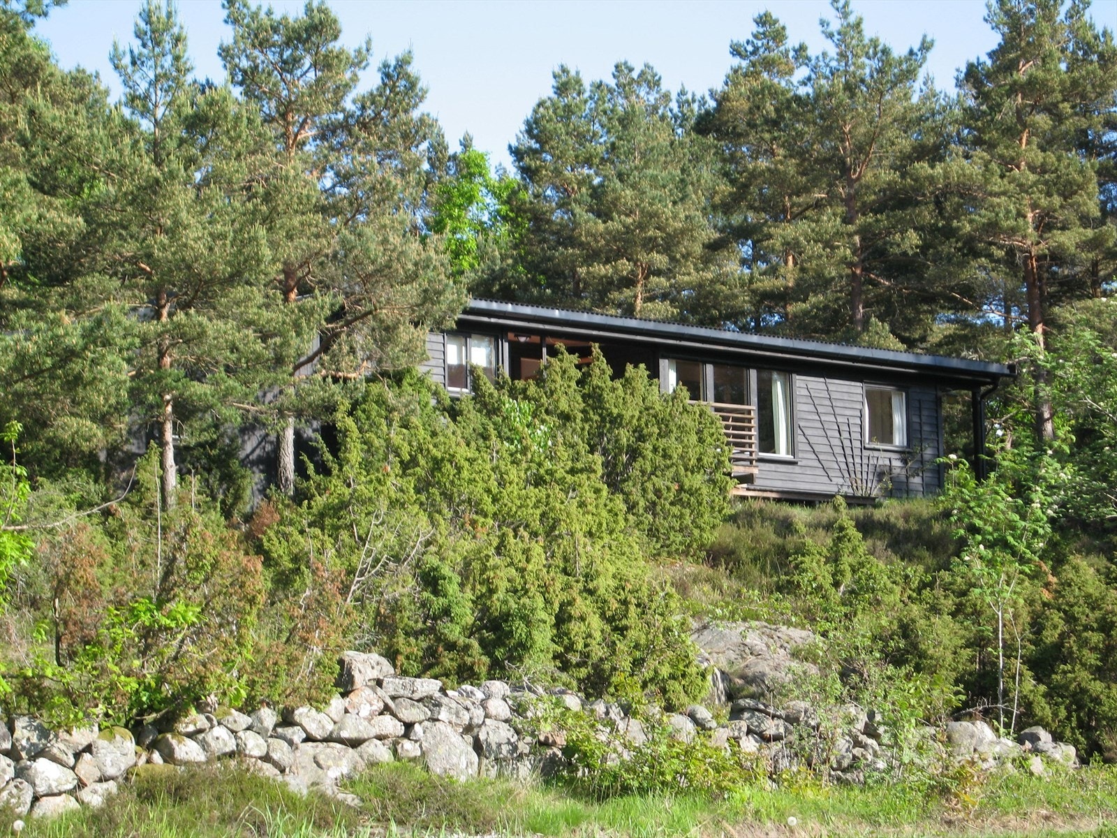 Fasade mot veien Galleribilde