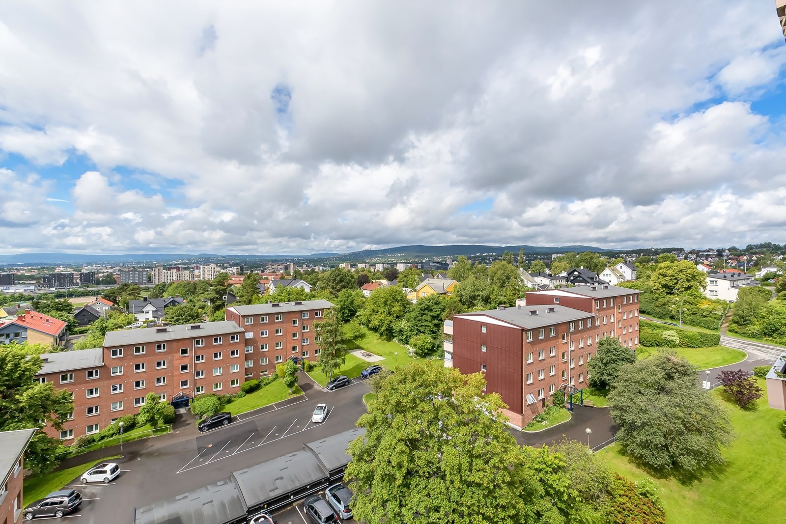 Her bor du sentralt, med en beliggenhet bestående av et veletablert, trygt og godt bomiljø på Disen/Grefsen Galleribilde