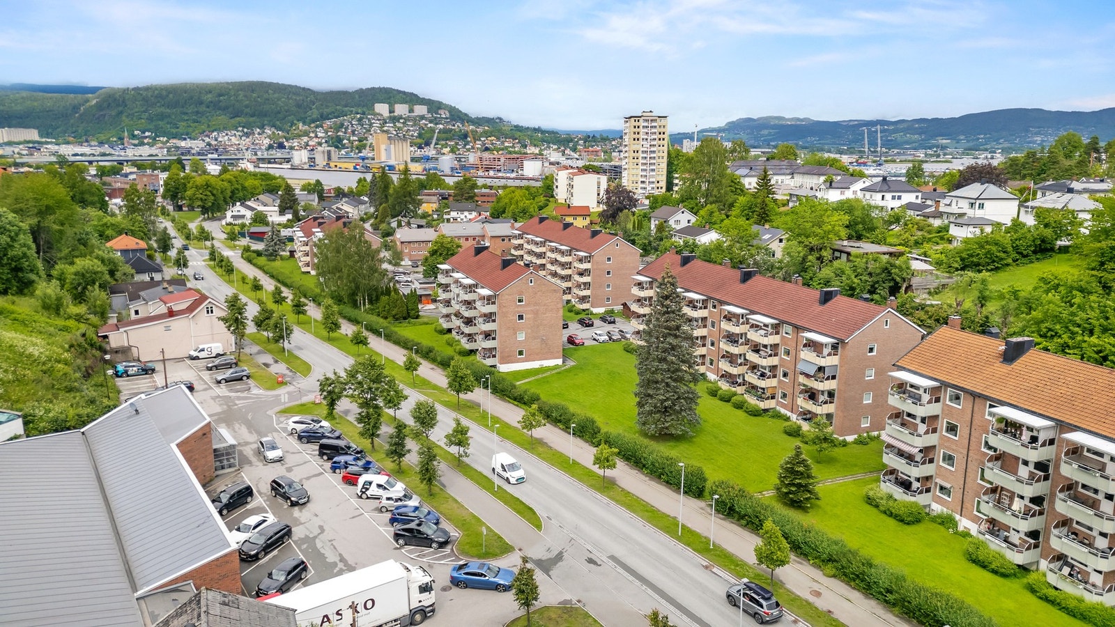 Her bor du med kort gangavstand til dagligvarebutikk Galleribilde
