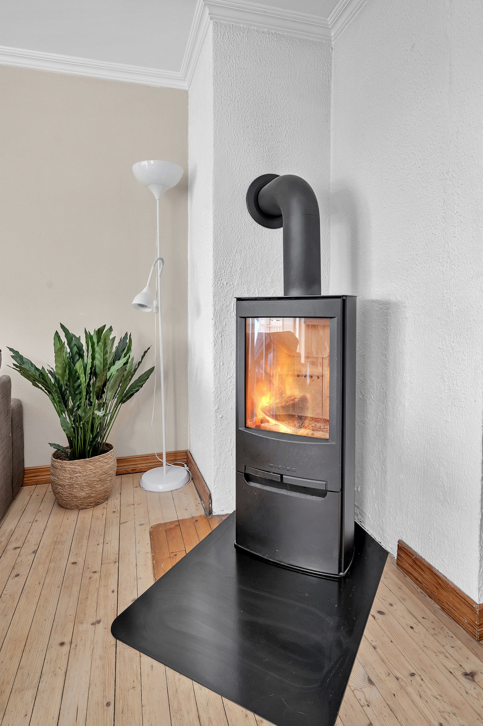 Wiking peisovn gir god varme Galleribilde