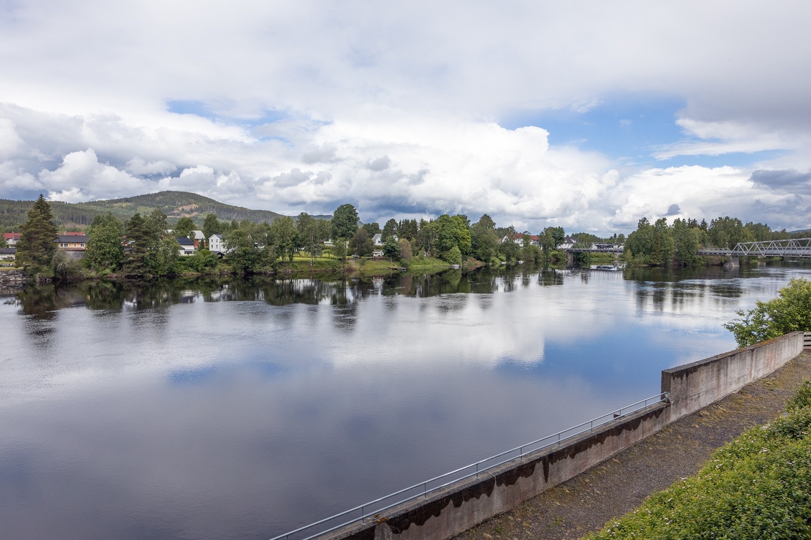 Like utenfor blokken er det mange trivelige turområder. Galleribilde