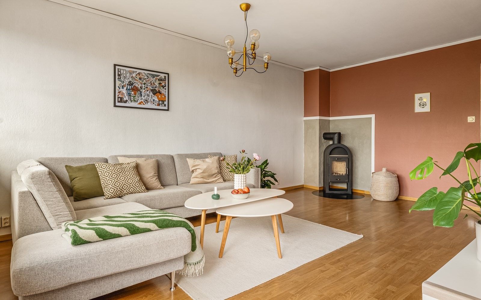 I stuen er det plass til sittegruppe Galleribilde