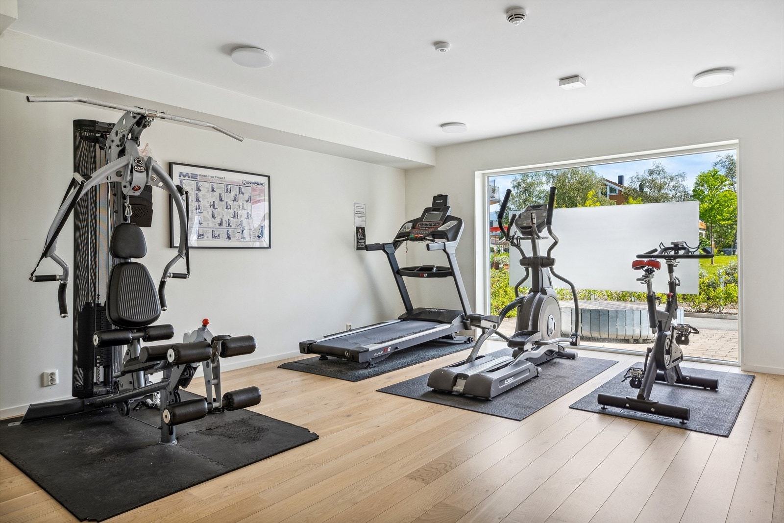 Sameiet har fine fasiliteter for beboerne - inkludert et treningsrom. Galleribilde