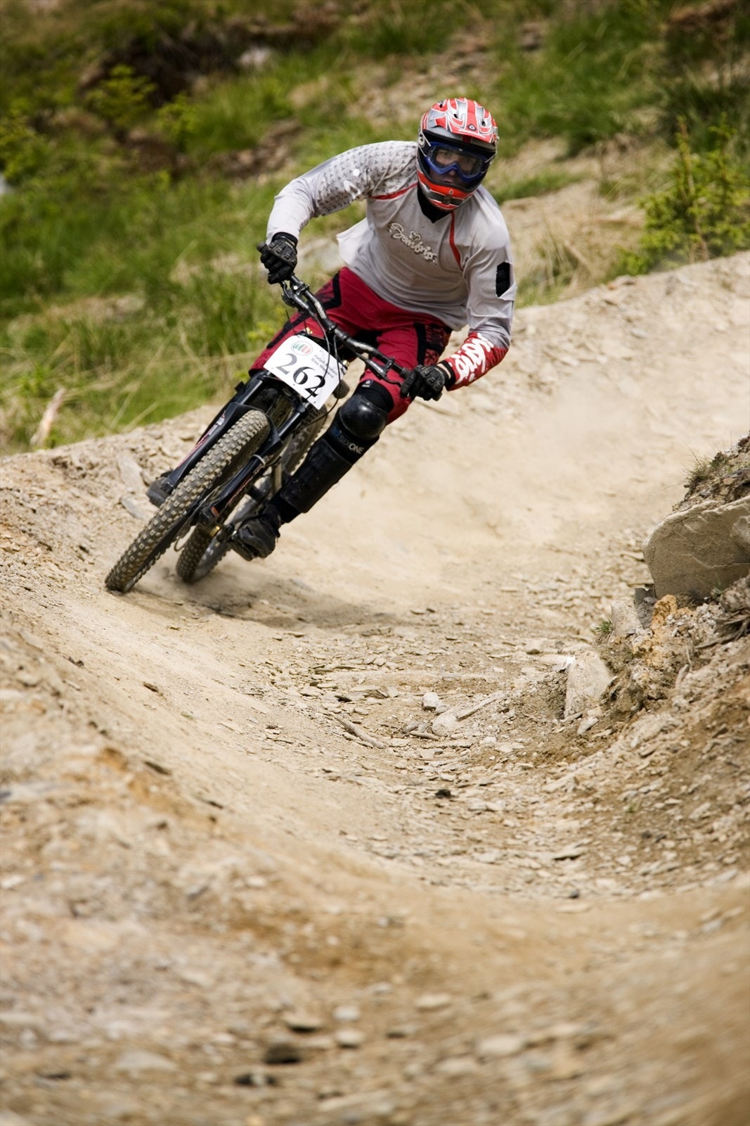 Hafjell Bike Park er ledende i Norge på heisbasert sykling. Konseptet går ut på å bruke skiheisene for transport opp, og så sykle nedover bakkene på samme måte som når man står på ski eller brett om vinteren. Galleribilde