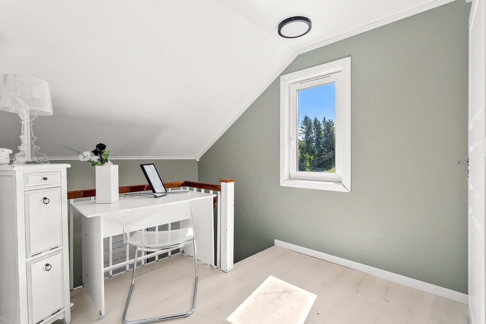 Gang i 2.etg. Galleribilde