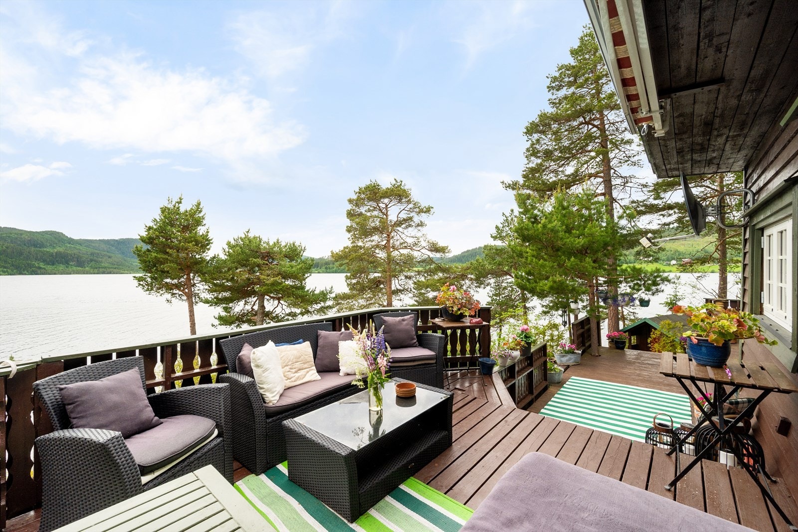 Selve hytten er fra 1945, med flere påbygg og oppgraderinger Galleribilde