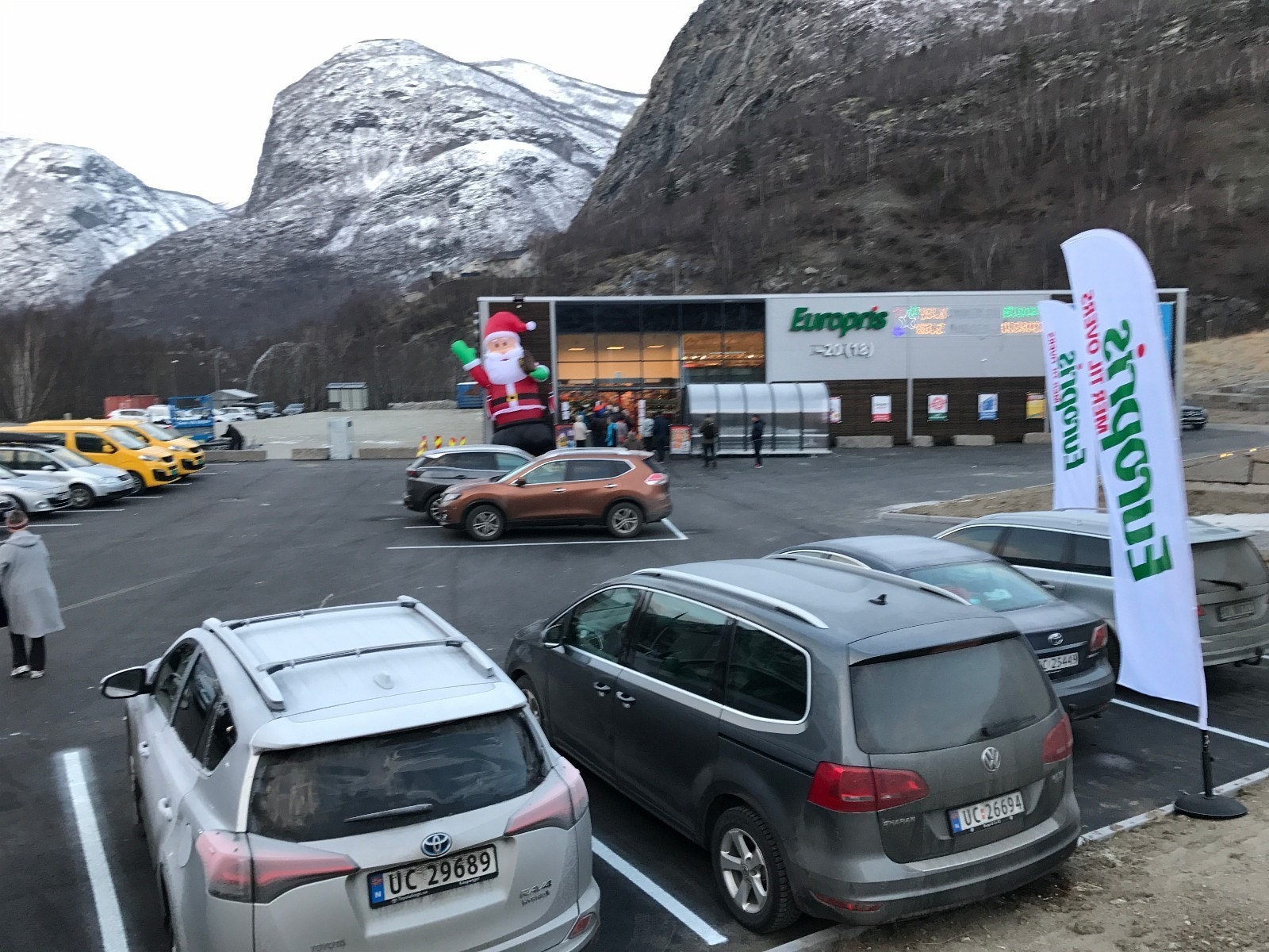 Meget bra handelspunkt. Nabo med Europris. Galleribilde