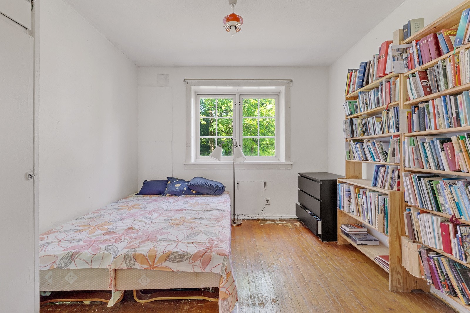 Størrelsen på soverommene gir god møbleringsfrihet. Galleribilde