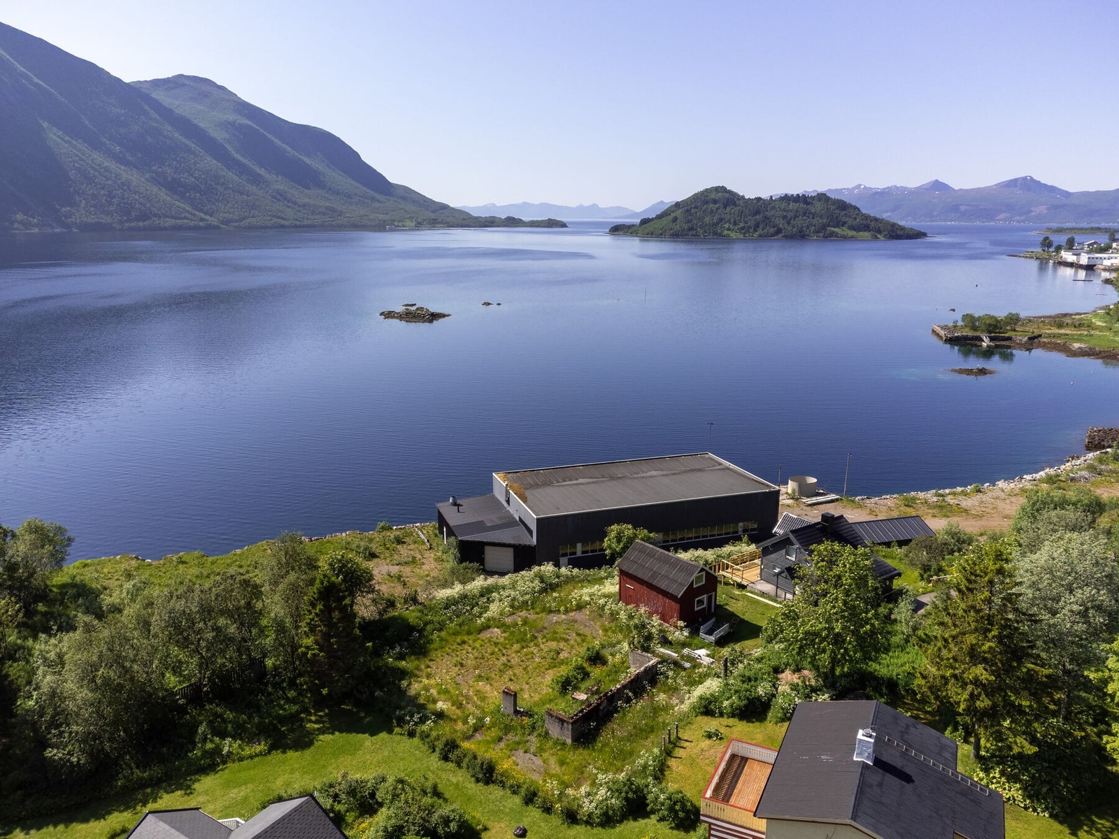 Sigerfjord er ei levende bygd med vel 800 innbyggere. Galleribilde