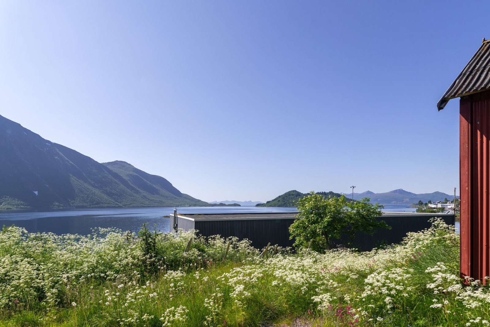Boligen vil få panoramautsikt mot fjorden. Galleribilde