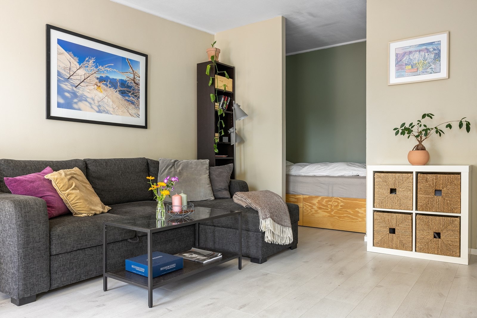 Felleskostnadene inkluderer både kabel-TV og internett Galleribilde