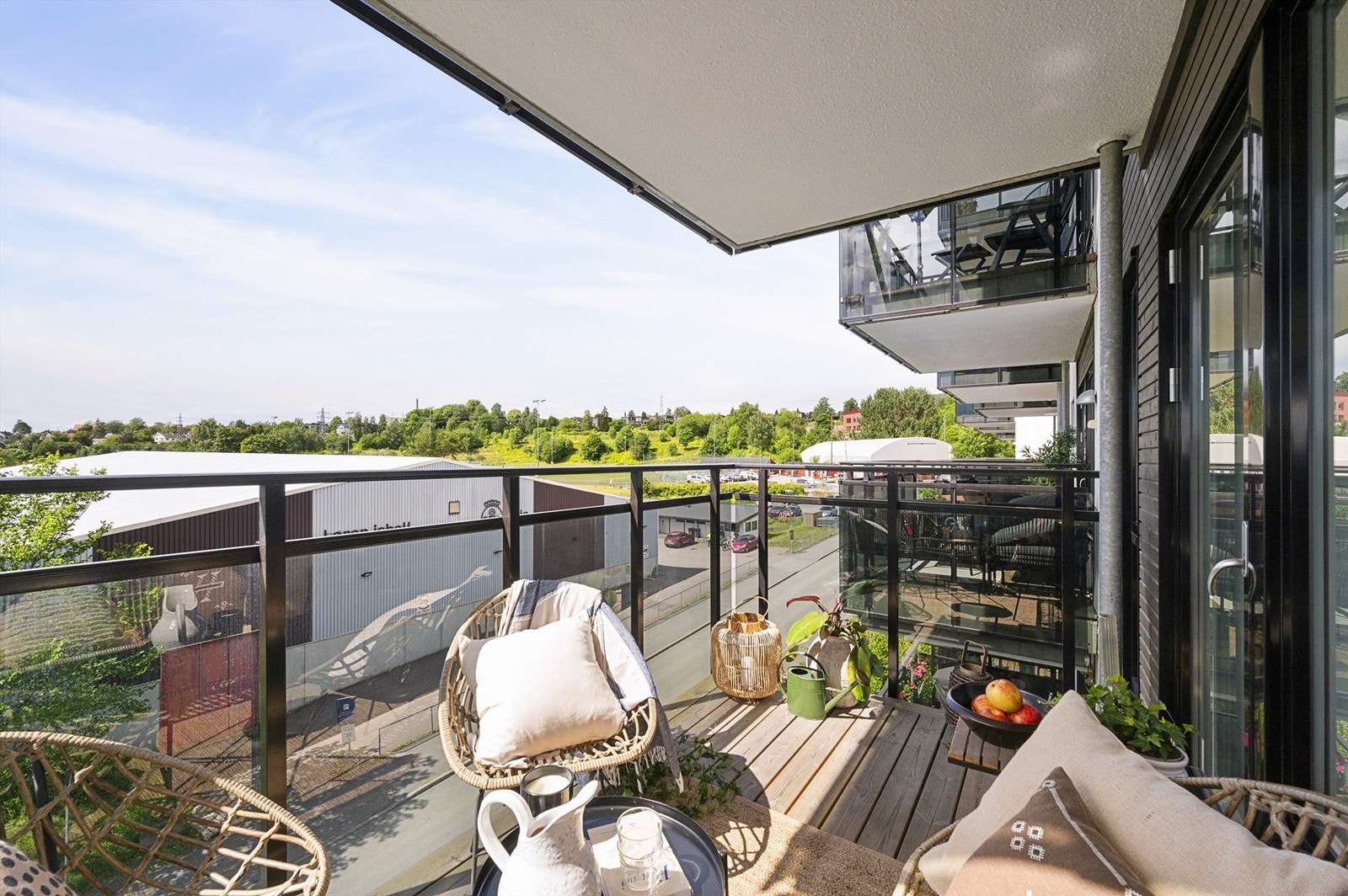 Velkommen til Mørtelverksbakken 5 - Presentert av Emir Resulbegovic i Krogsveen Galleribilde