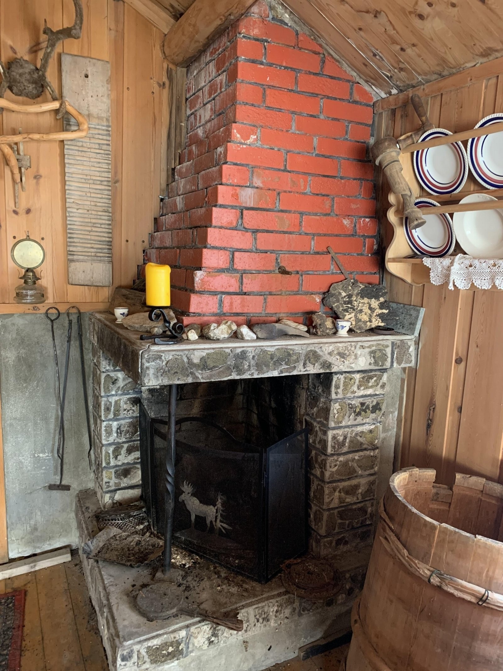 Peis i stue på setra Galleribilde