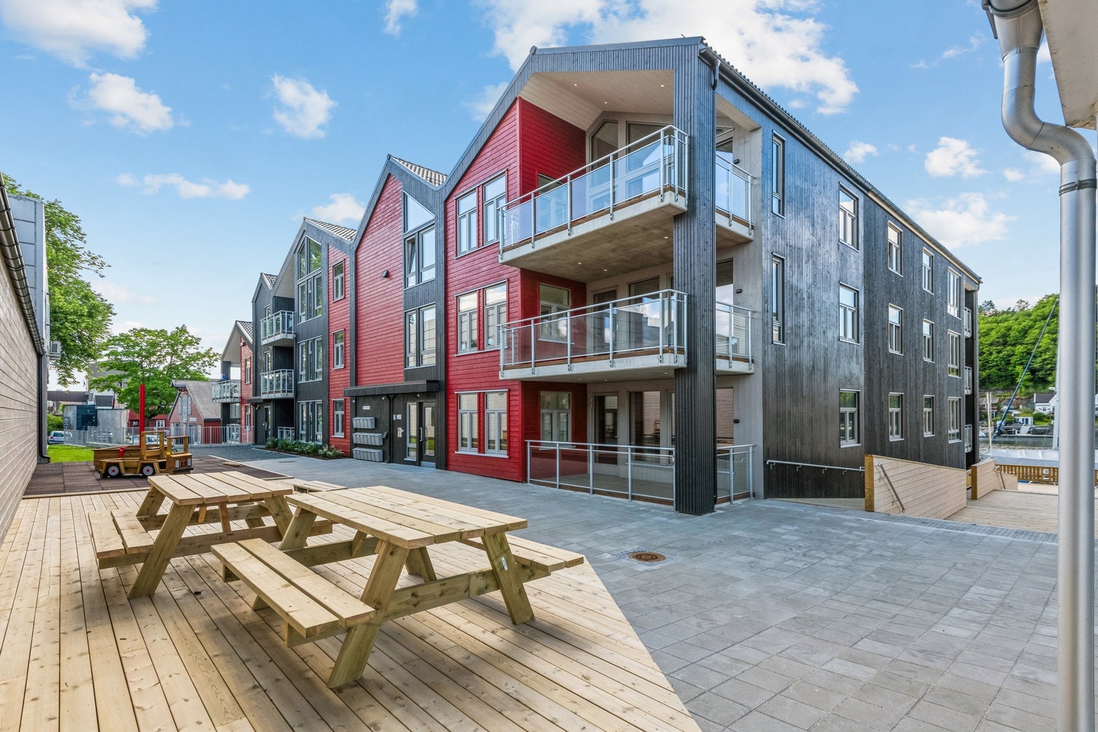 Fasade ved inngangsparti. Galleribilde