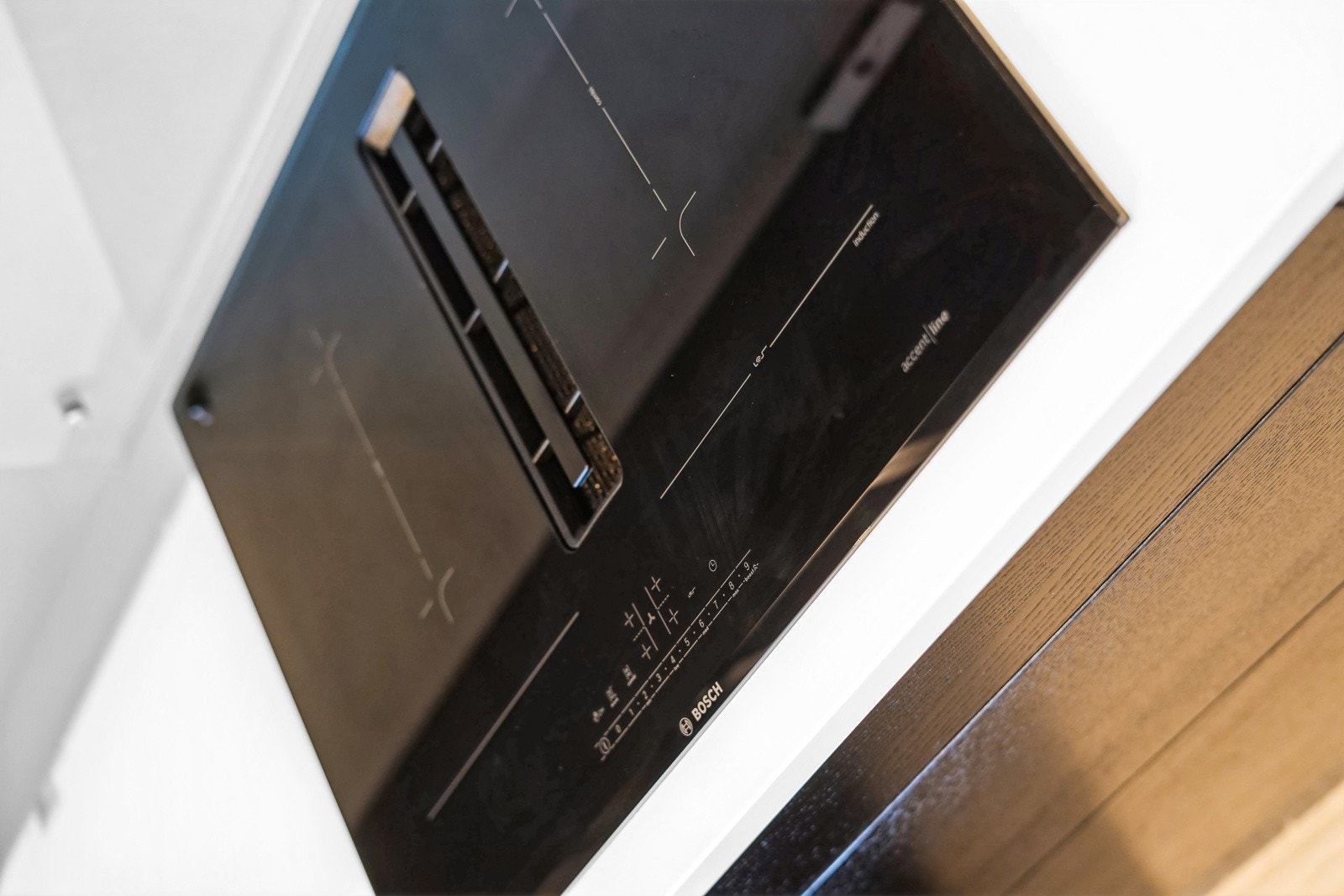 Platetoppen har integrert avtrekk. Galleribilde