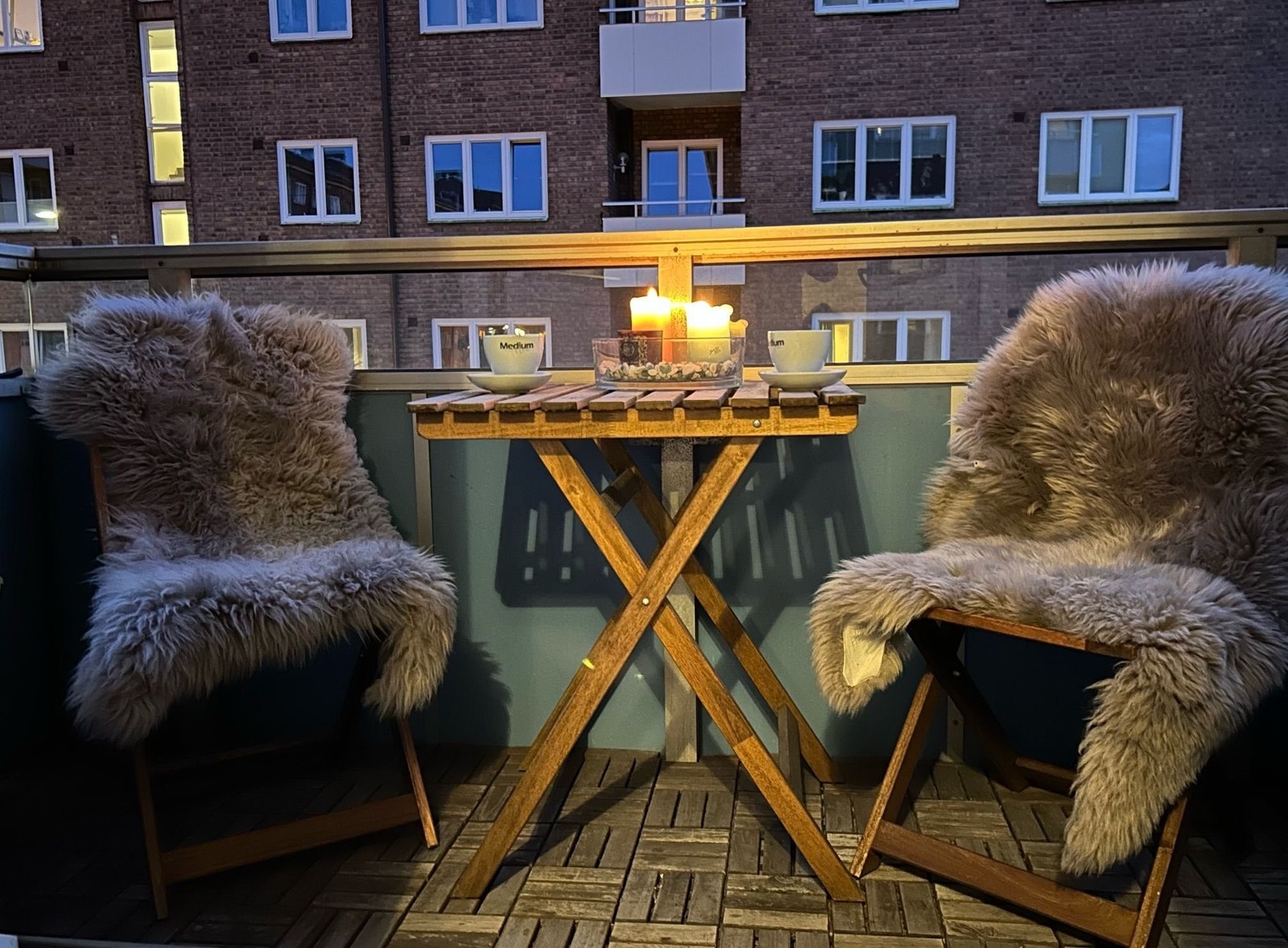 Balkongene kan brukes til å nyte sene sommerkvelder. Galleribilde