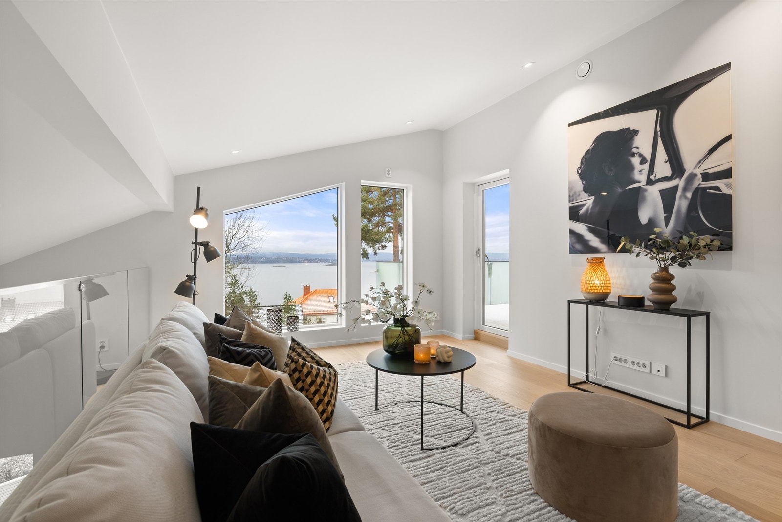 Stue i loftsetasjen. Galleribilde